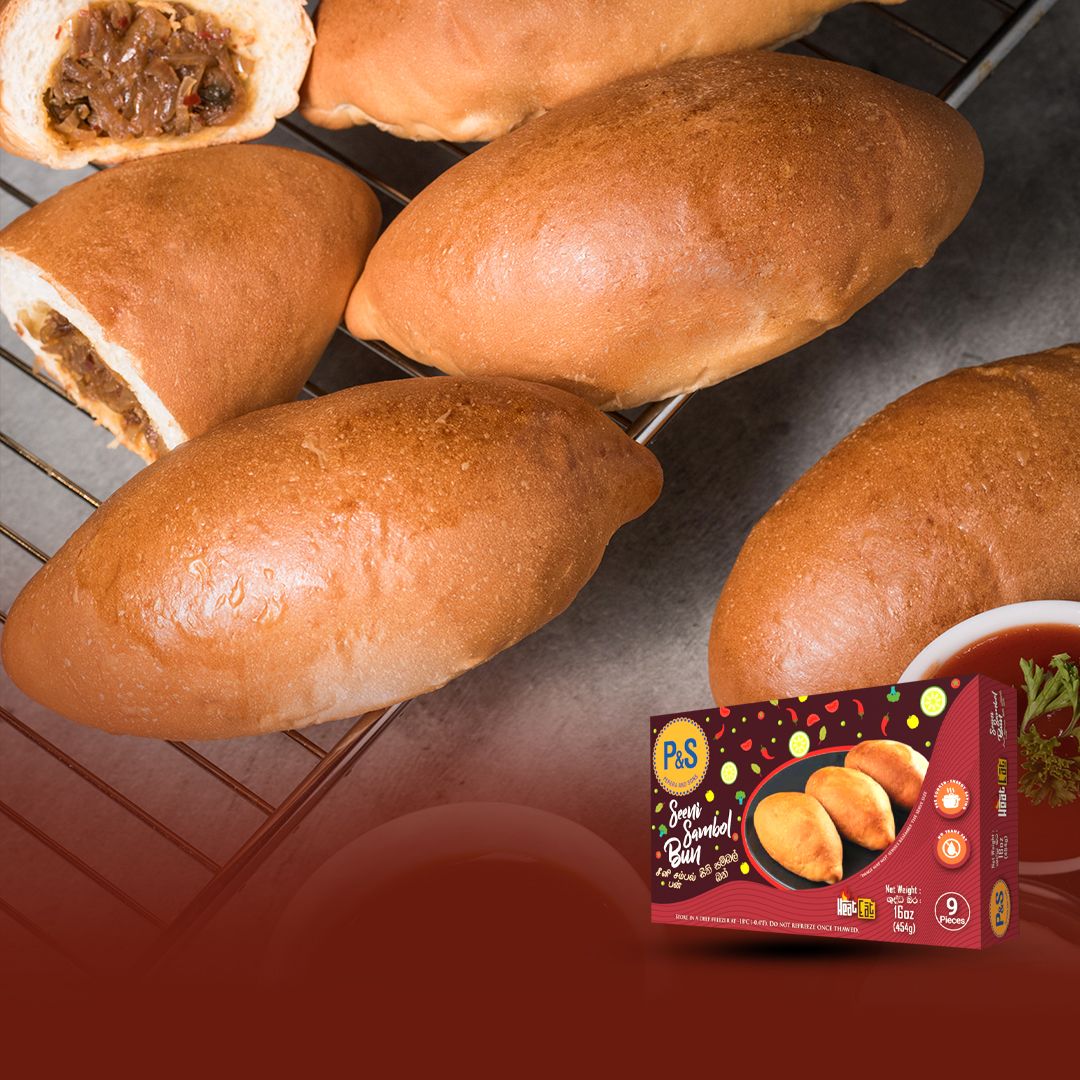 Seeni Sambal Bun